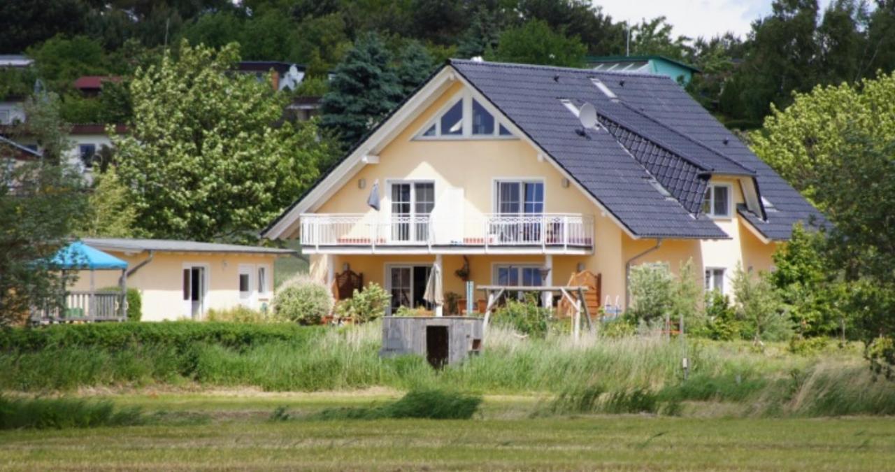 Ferienhaus Am Achterwasser ユッケリッツ エクステリア 写真